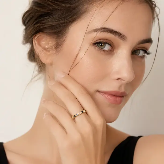 Bague dorée royauté, bijoux fins européens pour femmes élégantes