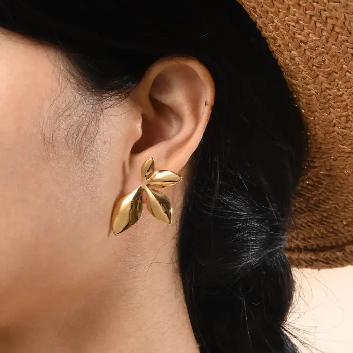 Boucles d'oreilles exquises en acier inoxydable pour femmes