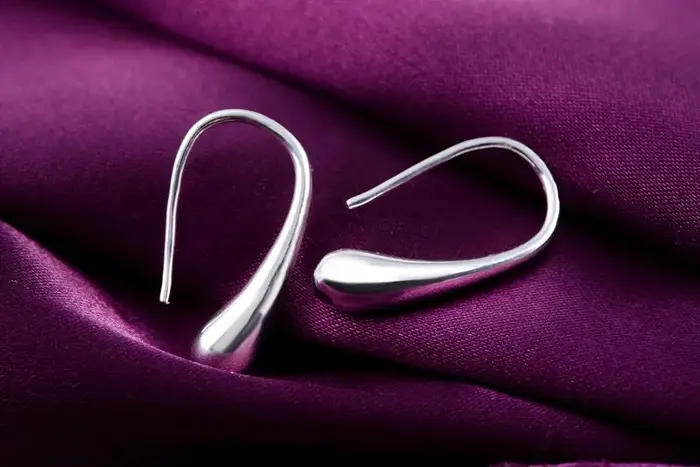 Boucles d'oreilles goutte d'eau en argent 925 pour femmes élégantes, bijoux mode pour occasions spéciales et cadeaux de mariage