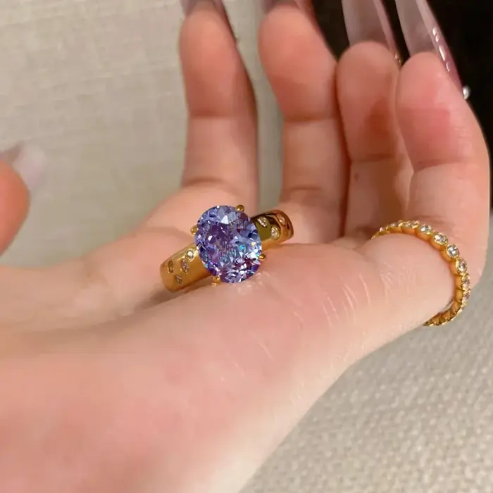 Nouvelle bague en or 18 carats plaqué diamant violet de style chinois (Zi Ji Dong Lai) - Accessoire de bijouterie simple pour femme
