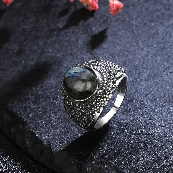 Bagues en argent sculpté vintage pour femmes
