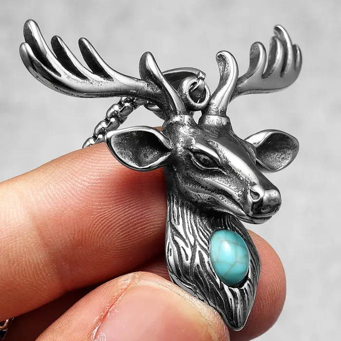 Pendentifs cerf pour hommes