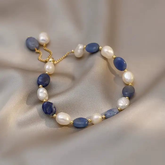Bracelet à breloques en pierre de Jade bleue et perle d'eau douce baroque