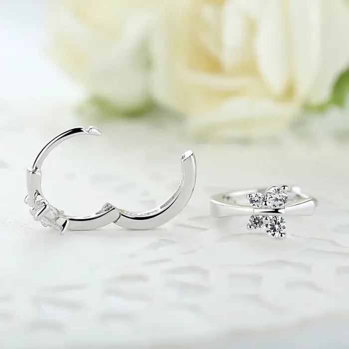 Boucles d'oreilles créoles papillon en argent 925 pour femmes bijoux princesses occasions spéciales zirconium cristal elegant à offrir