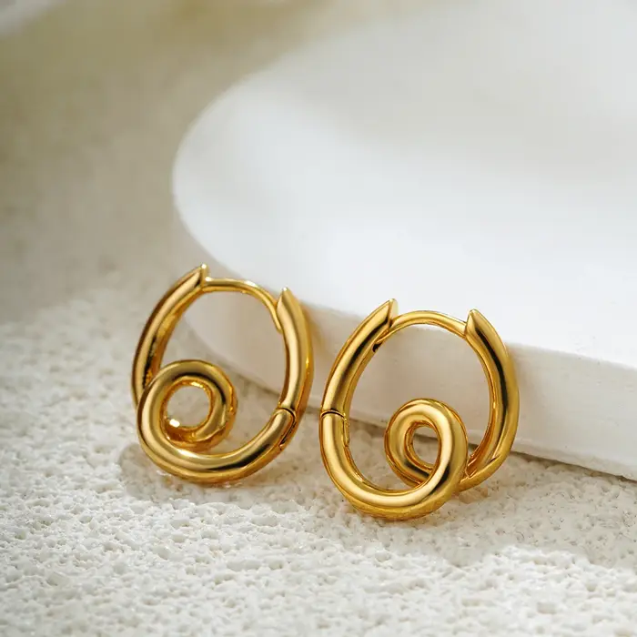 Boucles d'oreilles vortex exquises pour femmes