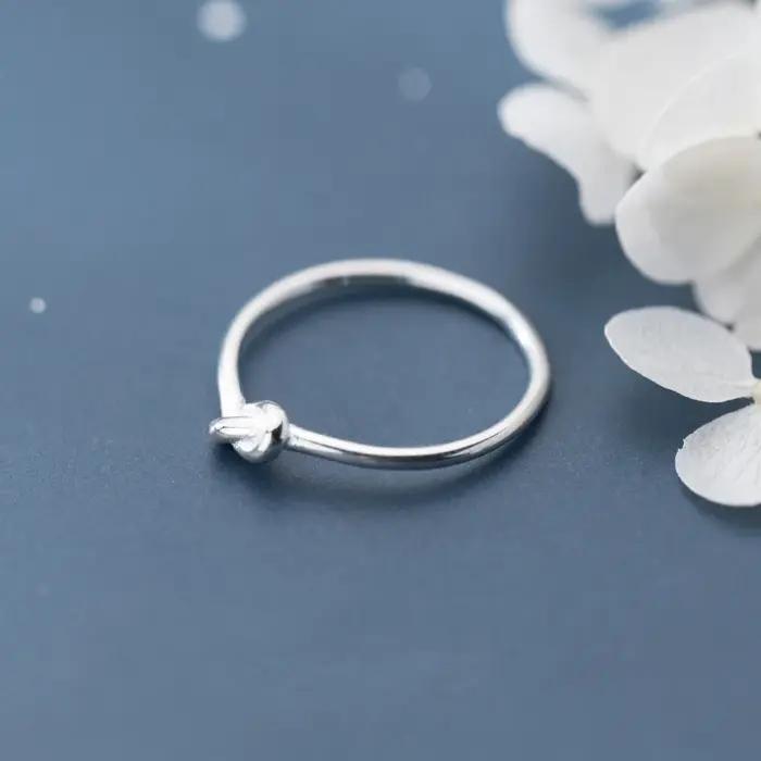 Bague en argent sterling 925 minimaliste à motifs géométriques pour femmes pour anniversaires et occasions spéciales