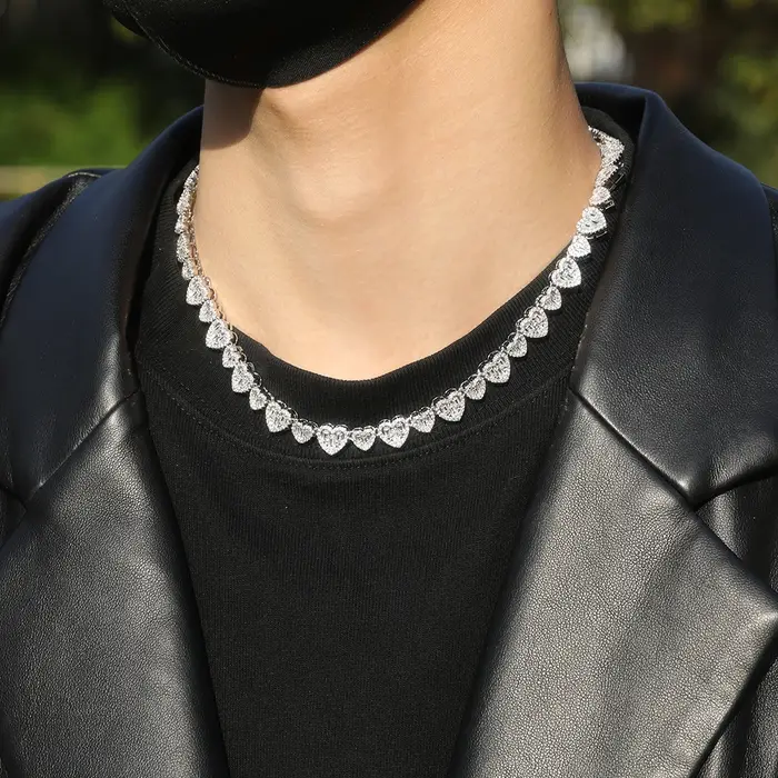 Collier en Forme de Cœur de 10mm avec Incrustation de CZ