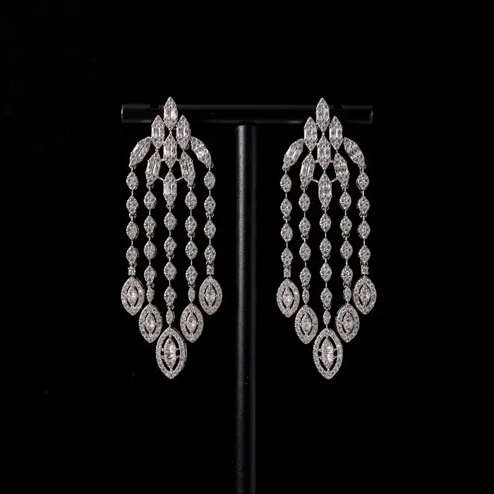 Parure de bijoux africains de luxe IN JEWELIFE collier boucles doreilles bracelet bague pour femme mariage et fêtes occasions spéciales elegance zircone cubique geometrique