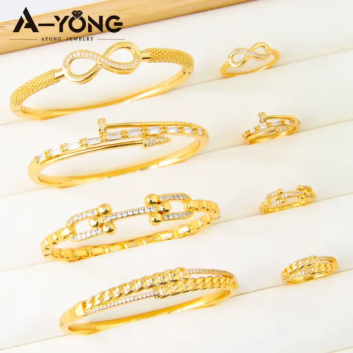Ensemble de bijoux de mariage en or de dubaï de luxe