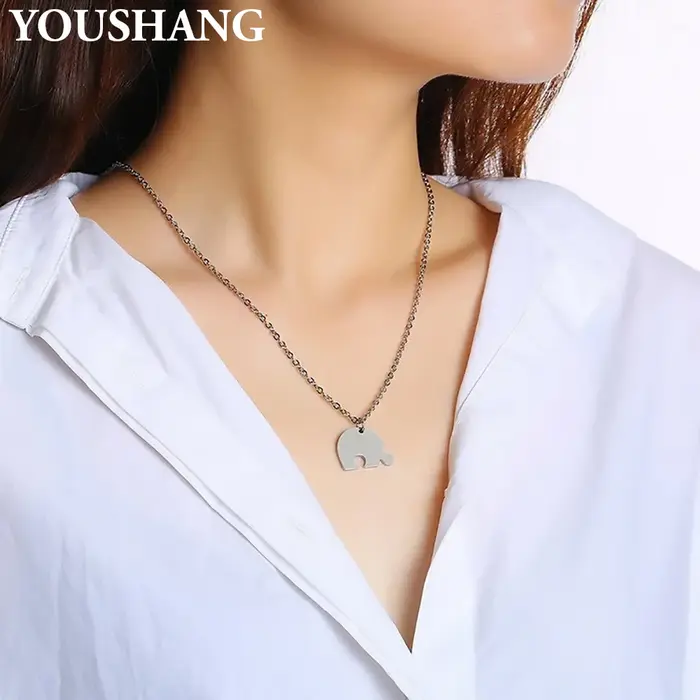 Collier personnalisé avec nom en acier inoxydable