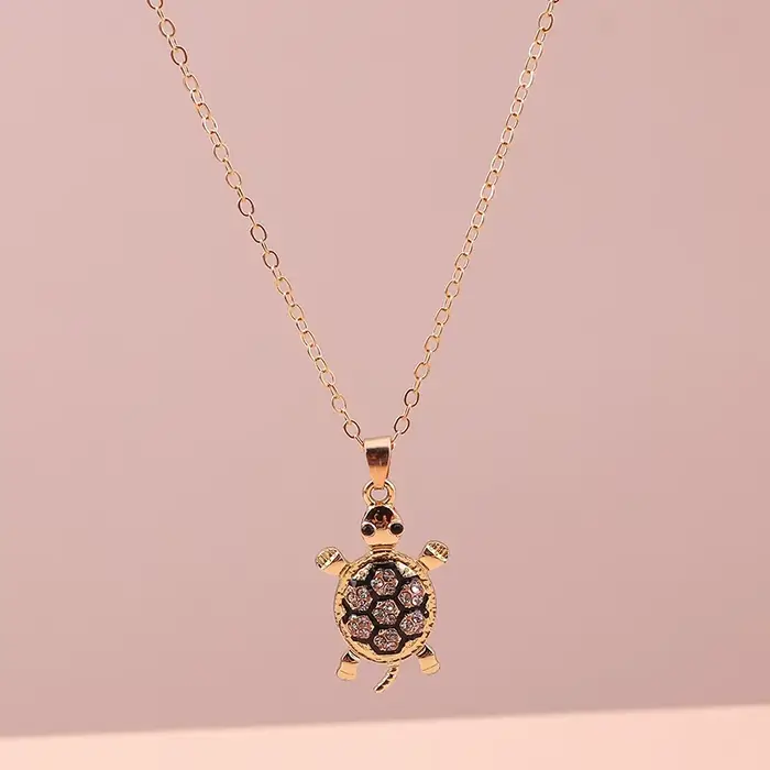 Collier tortue en cristal de dessin animé pour femmes et filles, bijoux de décoration de fête, Festi