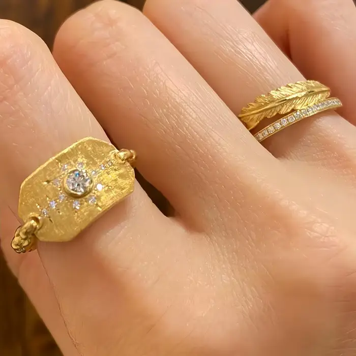 Bague Rétro à Texture Martelée pour Femme, Design Cercle Blanc Éclatant Élégant, Bague d'Index Polyv