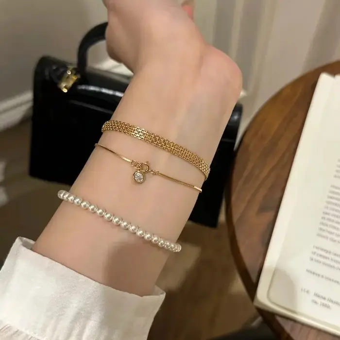 Bracelets en acier inoxydable plaqué or 18 carats pour femmes