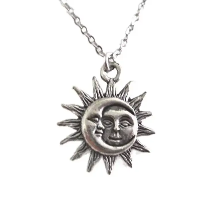 Collier Soleil et Lune Plaqué Argent avec Pendentif Unisexe Mode Punk pour Hommes Femmes Occasions Spéciales Amour Ajustable