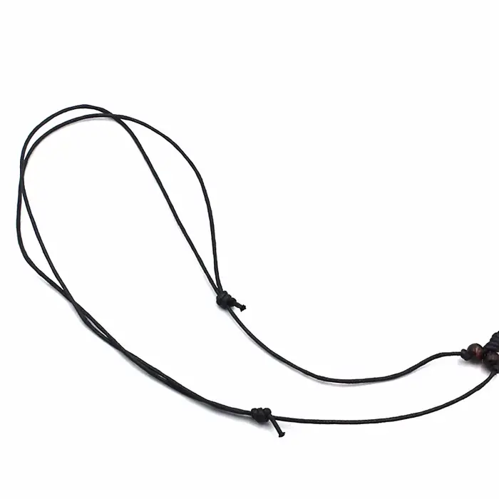Collier Crâne de Corbeau - Pendentif Tête de Corbeau Sculpté en Résine