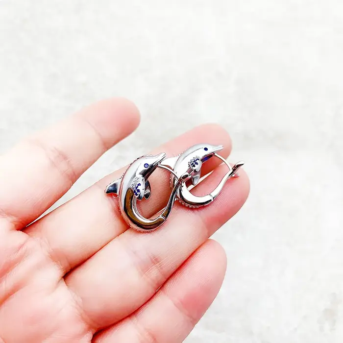 Boucles d'oreilles créoles dauphin