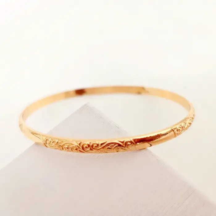 Bracelet fin en alliage exquis pour femme