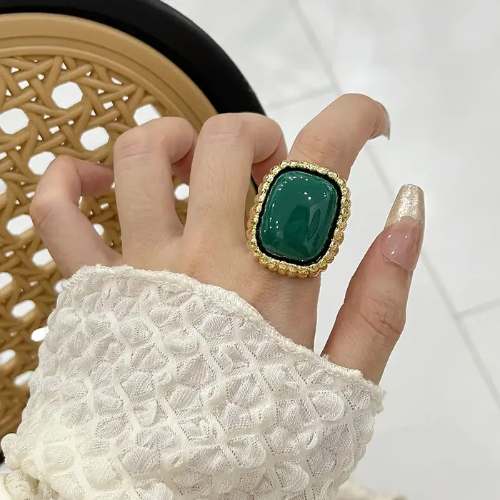 Bague large de luxe pour femmes