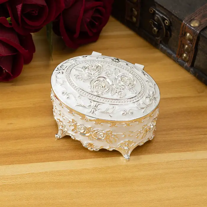 Boîte à bijoux Vintage européenne, petit métal plaqué or, créatif, peint à la main, boîte de rangement de bijoux Rose haut de gamme, coton-tige