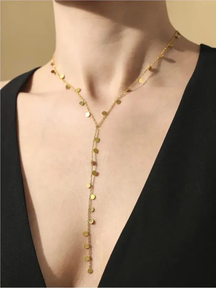 Collier long à pampilles multi-modèles en acier inoxydable plaqué or pour femmes modernes occasions spéciales et quotidienne