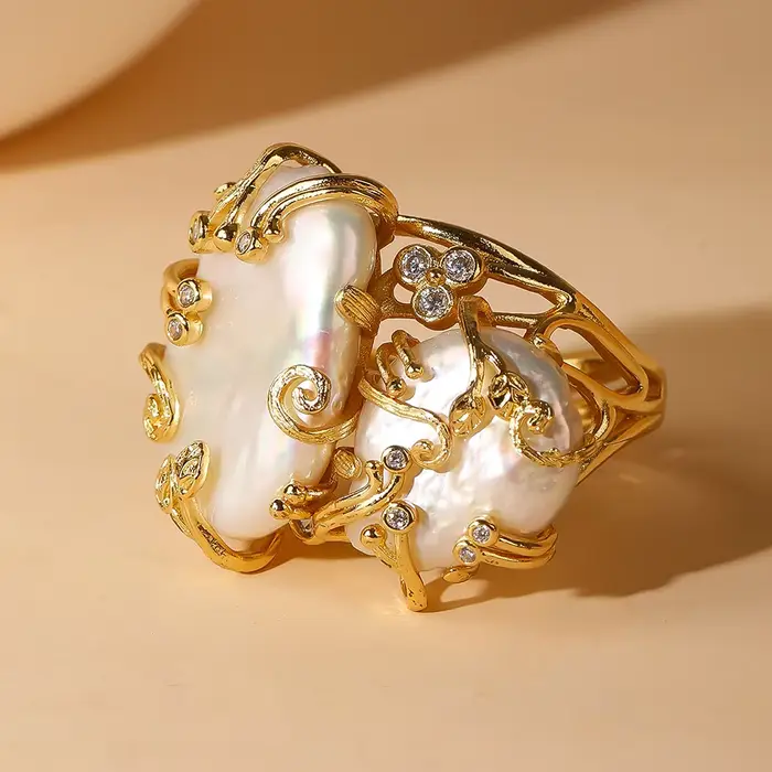 Bague en perles d'eau douce naturelles plaquées or 18 carats élégante pour femmes bijoux de fête pour occasions spéciales tendance et intemporelle