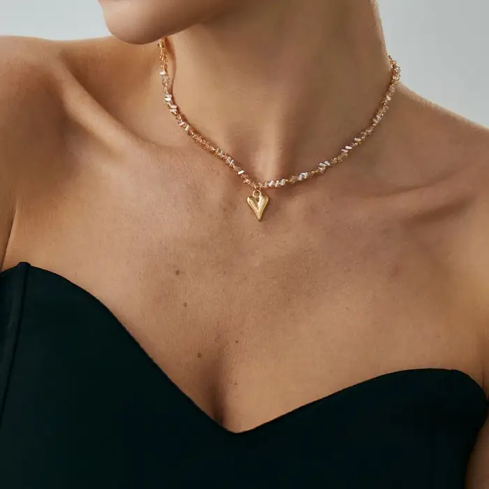 Collier Boho en forme de cœur en or avec chaîne transparente en cristal pour femmes occasions spéciales Y2K style