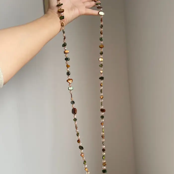 Collier Double couche de perles colorées vertes