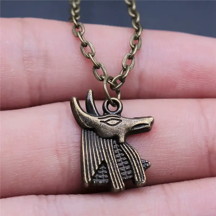 Collier Anubis Égyptien Antique pour Femmes Occasions Spéciales Pendentif Anubis Dieu de la Mort Or Rouge-Marron