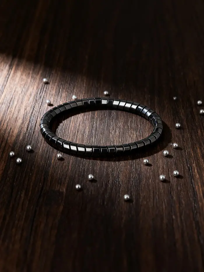 Bracelet en hématite, perles torsadées