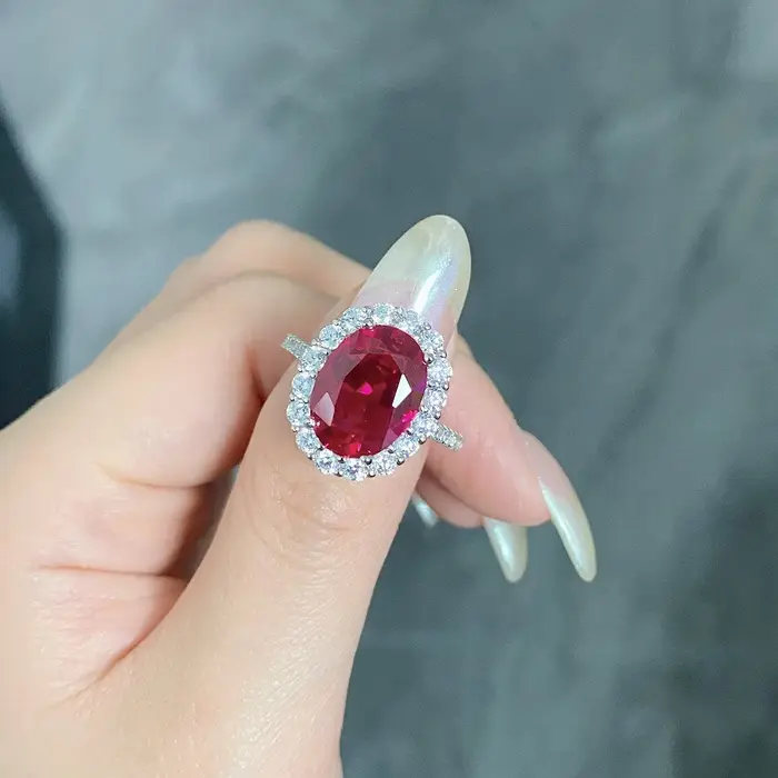 Bague en or super blanc de forme nar18 carats pour femme