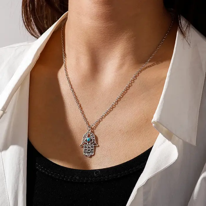Collier ethnique Aihua avec pendentif main de Fatma pour femmes et hommes