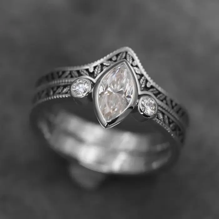 Bague de fiançailles Vintage en Zircon gravé