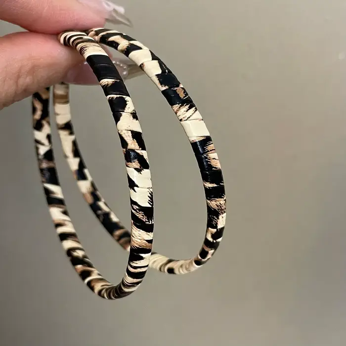 Boucles d'oreilles rétro en cuir artificiel imprimé léopard, boucles d'oreilles exagérées et Sexy po