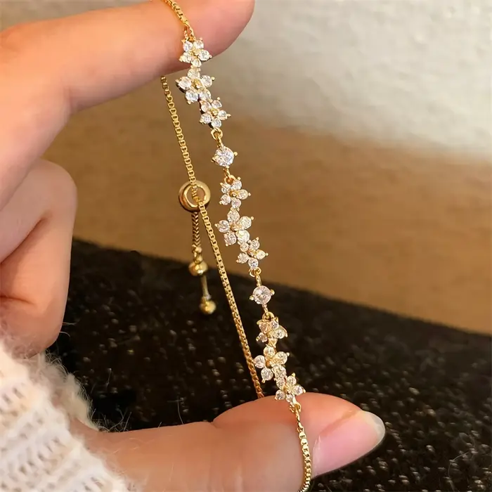 Bracelet Fleur en Cristal Zircon Exquis et Luxueux pour Femme, Jonc Ajustable avec Strass Brillants,