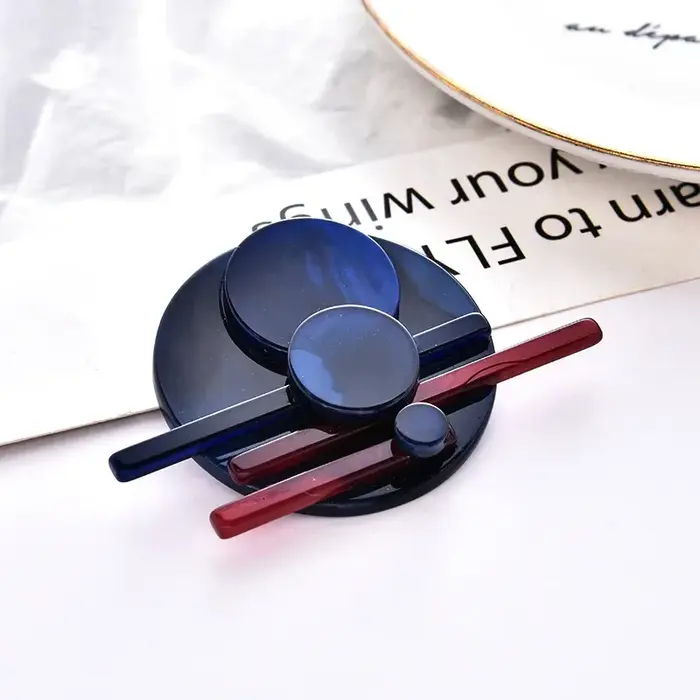 Broche à la mode pour femmes