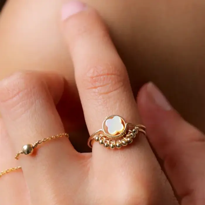 Bague en or 14 carats plaqué or avec nacre