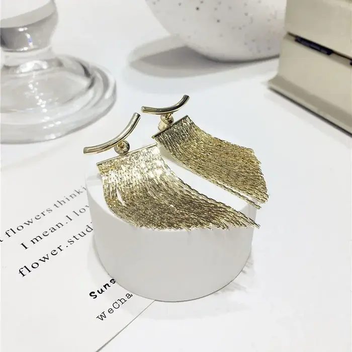 Boucles d'oreilles longues à pampilles scintillantes pour femmes