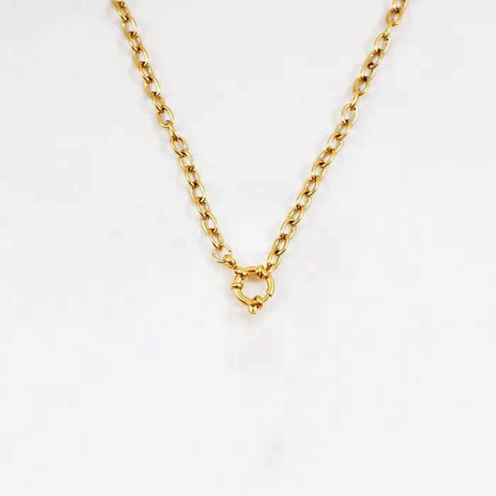 Collier vierge Maria pour femmes