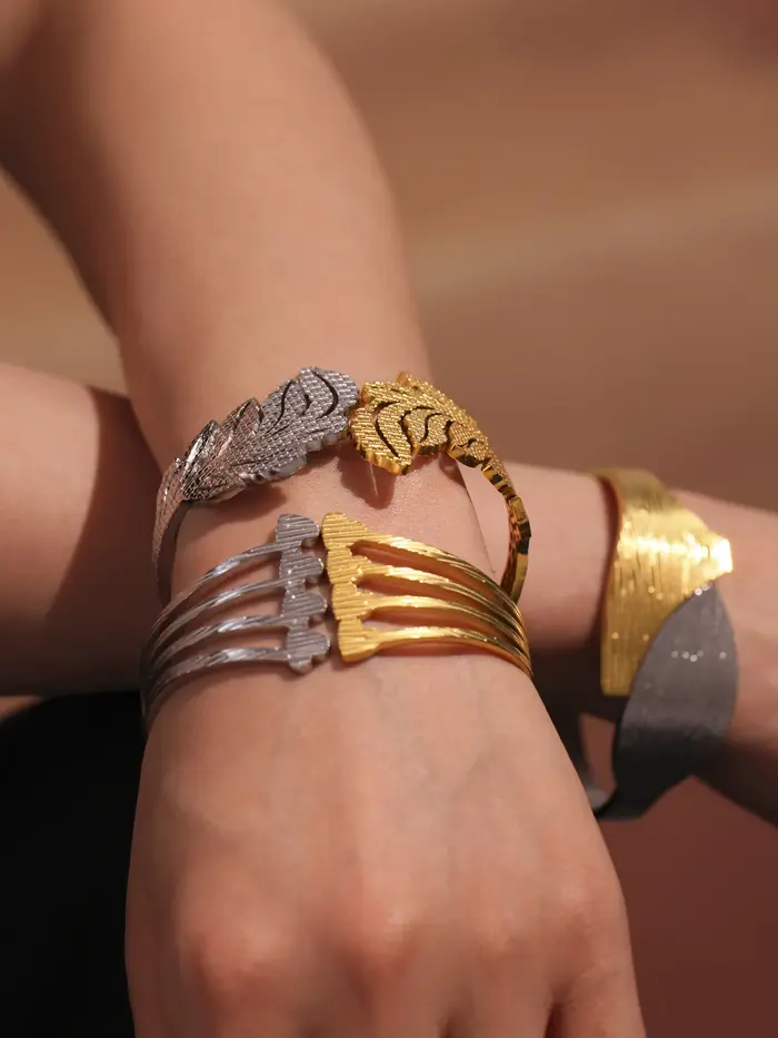 Bracelets multi-styles pour femmes