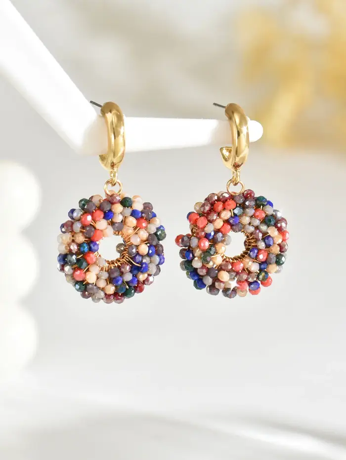 Boucles d'oreilles rondes pendantes en perles faites à la main de style bohème vintage minimaliste