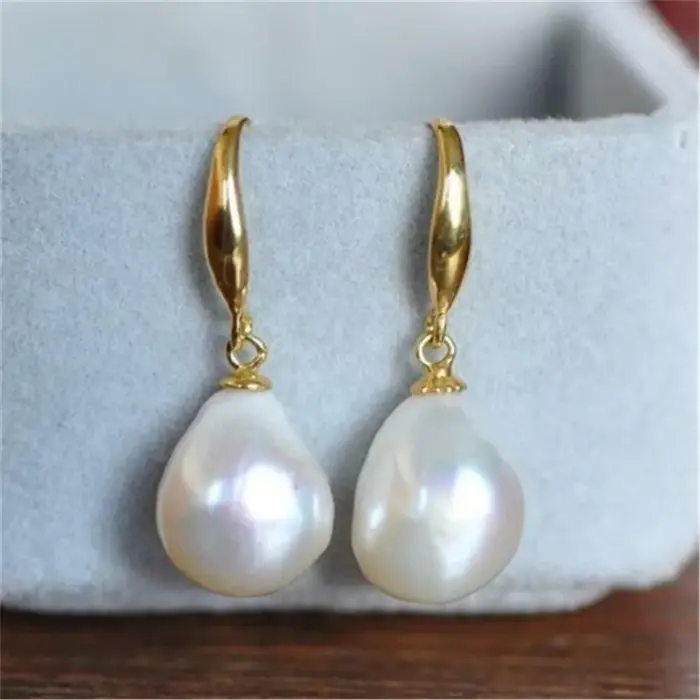 Boucles d'oreilles en perles baroques blanches naturelles