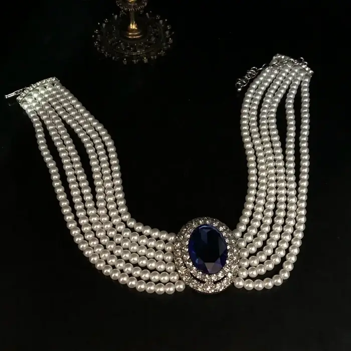 Collier élégant en saphir bleu