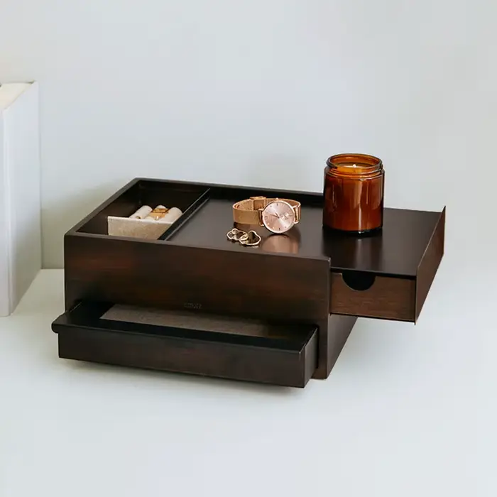 Boîte à bijoux en bois