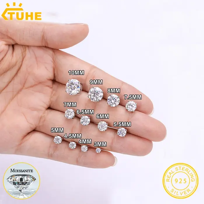 Boucles d'oreilles clous TUHE en moissanite couleur D de 0