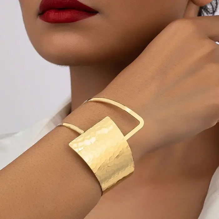 Bracelet réglable tendance pour femmes, 1 pièce, accessoires de bijoux épais hip hop ﻿