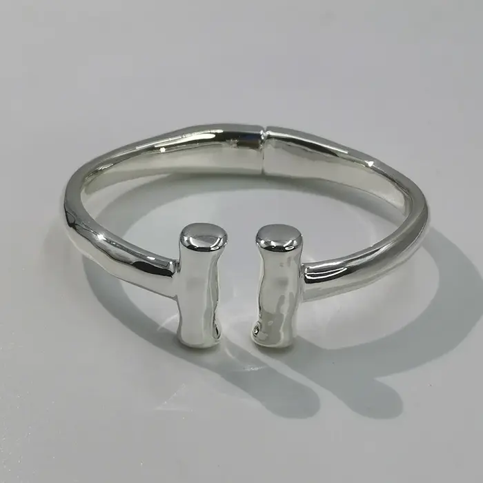 Bracelet à ouverture géométrique en argent polyvalent au quotidien européen et américain pour access
