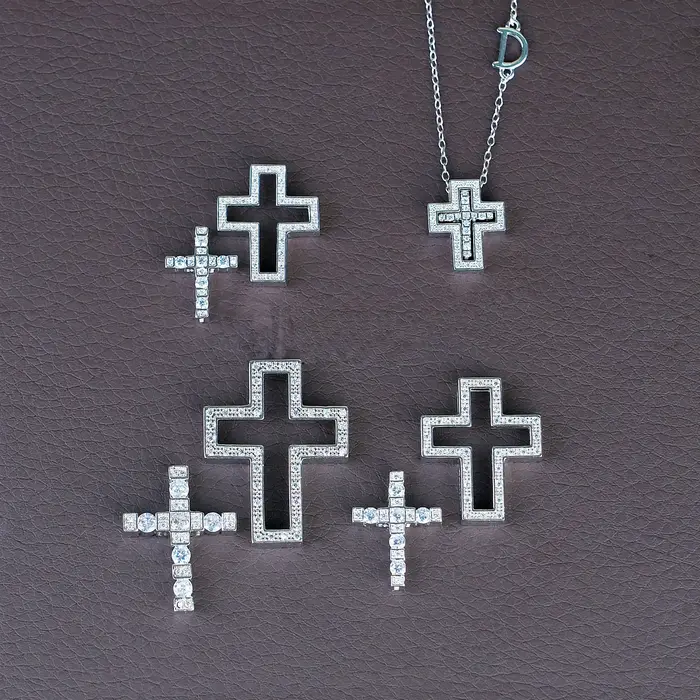 Collier croix, 23mm*28mm