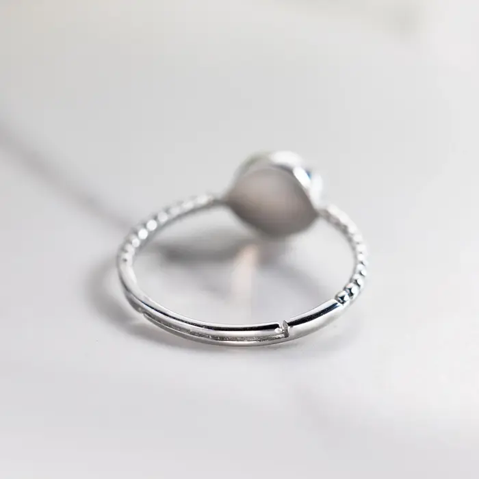 Bague minimaliste en cuivre naturel Larimar