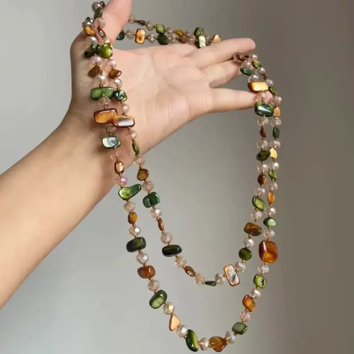 Collier long perlé irrégulier coloré de 120 cm, perles de verre réfléchissantes, bijoux fantaisie bo