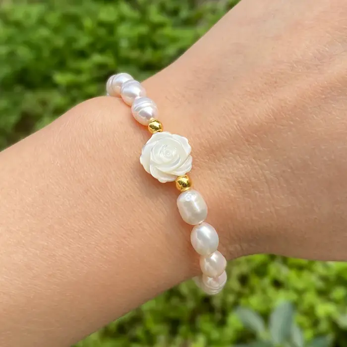 Bracelet de perles d'eau douce pour femmes